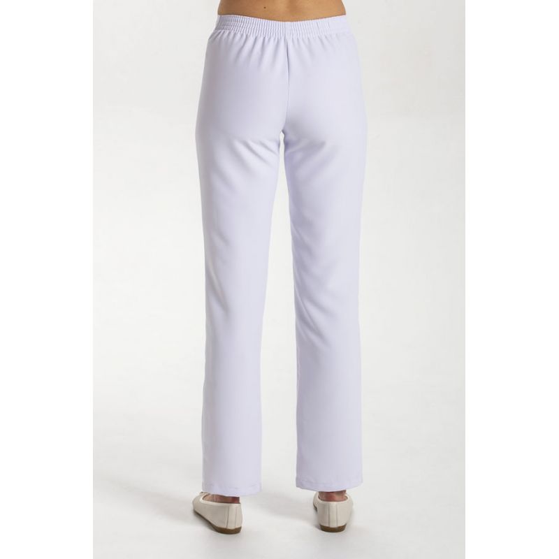 5 pantalones blancos que encajan a la perfección en tus looks de  entretiempo