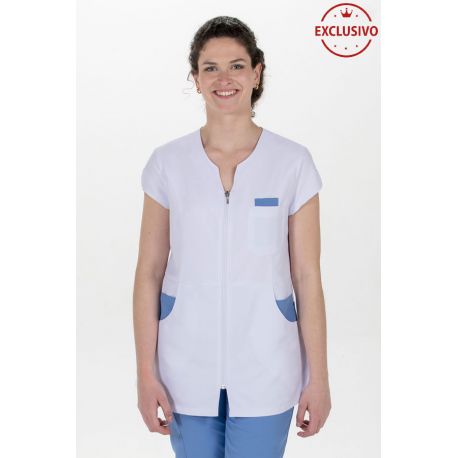 Chaqueta microfibra contraste azul
