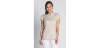 Chaqueta beige con trevillas