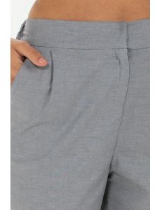 Pantalón gris tobillero