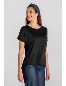 Camiseta negra crepe